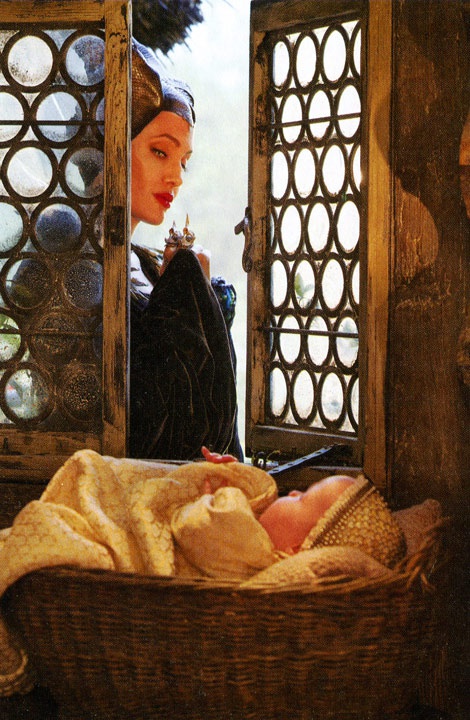 Иллюстрация к книге — Малефисента. История истинной любви [i_002.jpg]