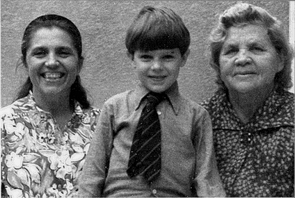 Иллюстрация к книге — Антисоветский роман [i_001.jpg]