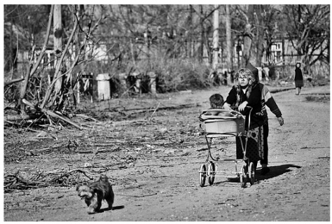 Иллюстрация к книге — Женский чеченский дневник [i_026.jpg]