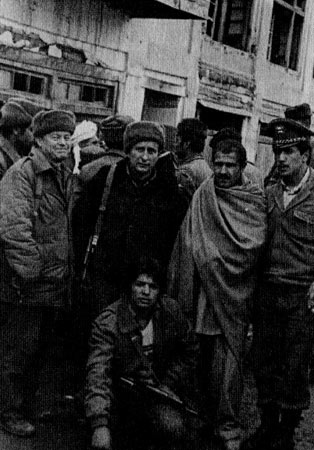 Иллюстрация к книге — Под Баграмом [i_043.jpg]