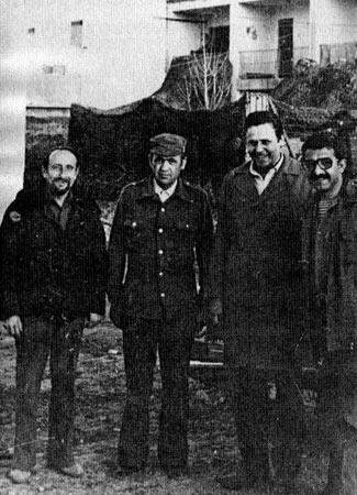 Иллюстрация к книге — Под Баграмом [i_044.jpg]