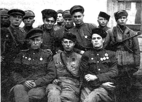 Иллюстрация к книге — &quot;Я ходил за линию фронта&quot;. Откровения войсковых разведчиков [i_008.jpg]