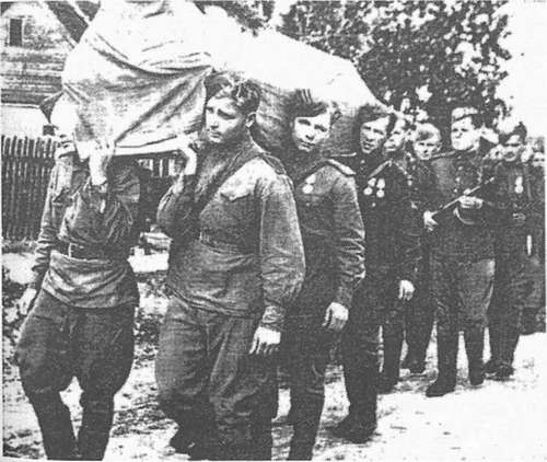 Иллюстрация к книге — &quot;Я ходил за линию фронта&quot;. Откровения войсковых разведчиков [i_014.jpg]