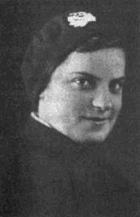 Иллюстрация к книге — &quot;А зори здесь громкие&quot;. Женское лицо войны [i_001.jpg]