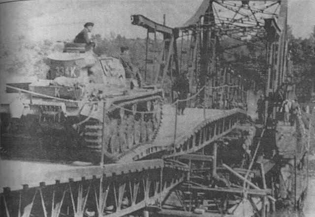 Иллюстрация к книге — Антисуворов. Большая ложь маленького человечка [_26.jpg]