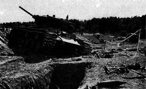 Иллюстрация к книге — Иной 1941. От границы до Ленинграда [i_023.jpg]