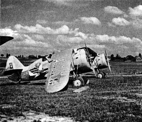 Иллюстрация к книге — Иной 1941. От границы до Ленинграда [i_031.jpg]