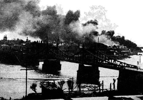 Иллюстрация к книге — Иной 1941. От границы до Ленинграда [i_086.jpg]