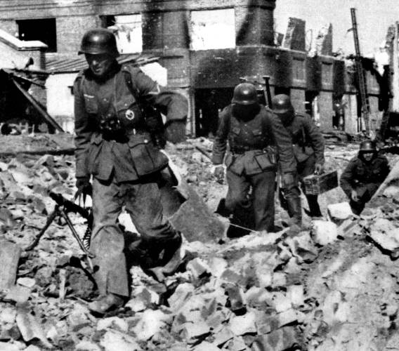 Иллюстрация к книге — Неизвестный Сталинград. Как перевирают историю [i_088.jpg]