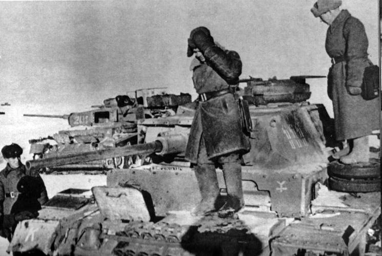 Иллюстрация к книге — Неизвестный Сталинград. Как перевирают историю [i_141.jpg]