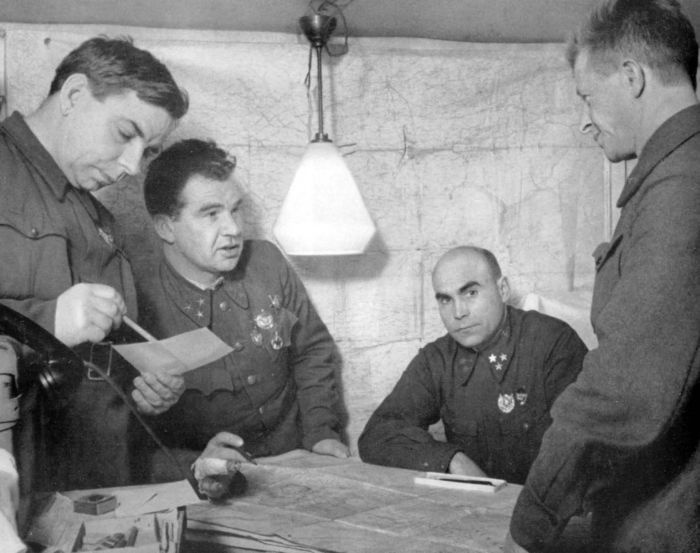 Иллюстрация к книге — Перелом 1942. Когда внезапности уже не было [Autogen_eBook_id21.jpg]