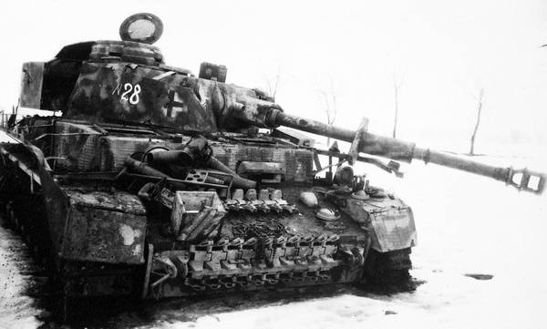 Иллюстрация к книге — Последние контрудары Гитлера. Разгром Панцерваффе [i_011.jpg]