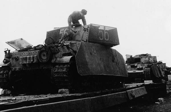 Иллюстрация к книге — Последние контрудары Гитлера. Разгром Панцерваффе [i_034.jpg]