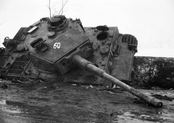 Иллюстрация к книге — Последние контрудары Гитлера. Разгром Панцерваффе [i_048.jpg]