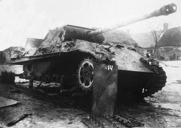 Иллюстрация к книге — Последние контрудары Гитлера. Разгром Панцерваффе [i_059.jpg]