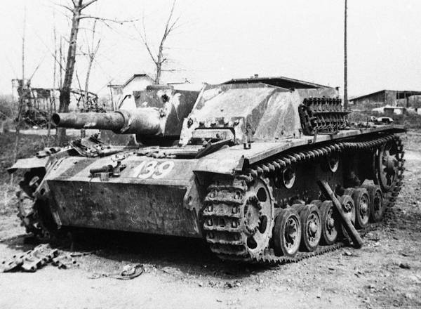 Иллюстрация к книге — Последние контрудары Гитлера. Разгром Панцерваффе [i_152.jpg]