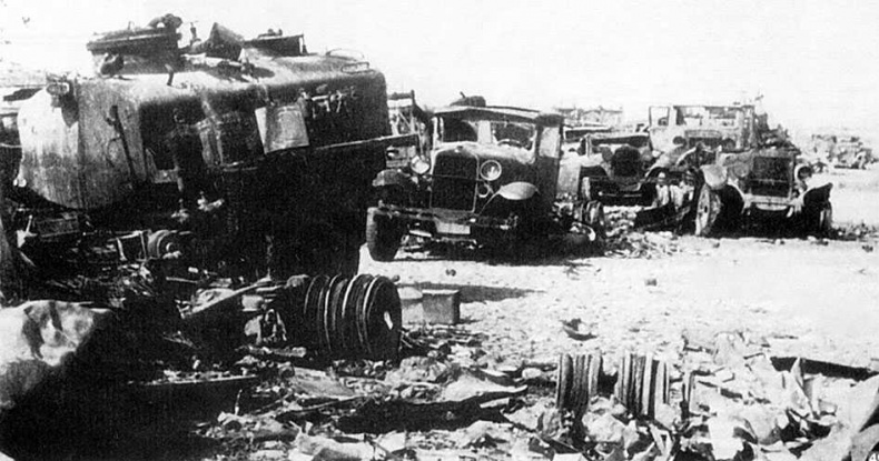 Иллюстрация к книге — Пять кругов ада. Красная Армия в «котлах» [i_035.jpg]