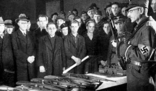 Иллюстрация к книге — Разгром 1945. Битва за Германию [i_012.jpg]