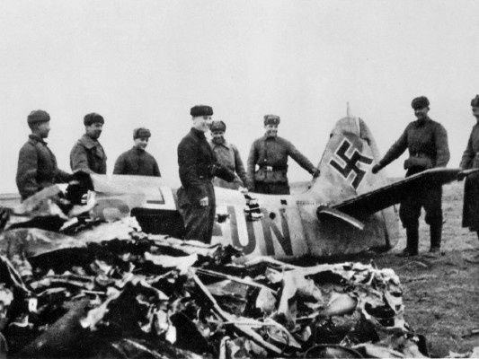 Иллюстрация к книге — Разгром 1945. Битва за Германию [i_019.jpg]