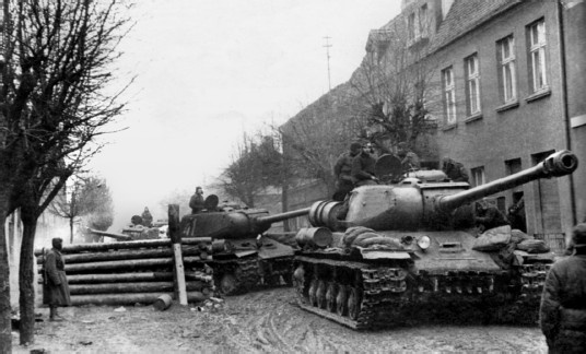 Иллюстрация к книге — Разгром 1945. Битва за Германию [i_038.jpg]