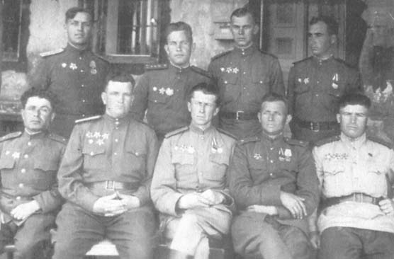 Иллюстрация к книге — "Артиллеристы, Сталин дал приказ!" Мы умирали, чтобы победить [_11.jpg]