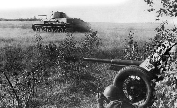 Иллюстрация к книге — Танкисты. &quot;Мы погибали, сгорали...&quot; [i_004.jpg]