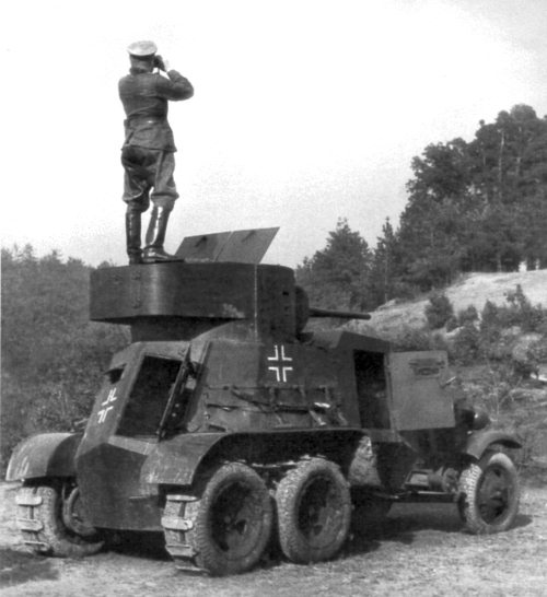 Иллюстрация к книге — Танкисты. &quot;Мы погибали, сгорали...&quot; [i_036.jpg]