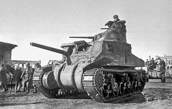 Иллюстрация к книге — Танкисты. &quot;Мы погибали, сгорали...&quot; [i_059.jpg]