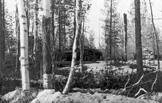 Иллюстрация к книге — Танкисты. &quot;Мы погибали, сгорали...&quot; [i_080.jpg]