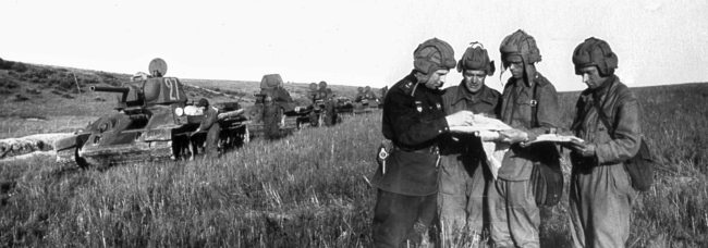 Иллюстрация к книге — Танкисты. &quot;Мы погибали, сгорали...&quot; [i_092.jpg]