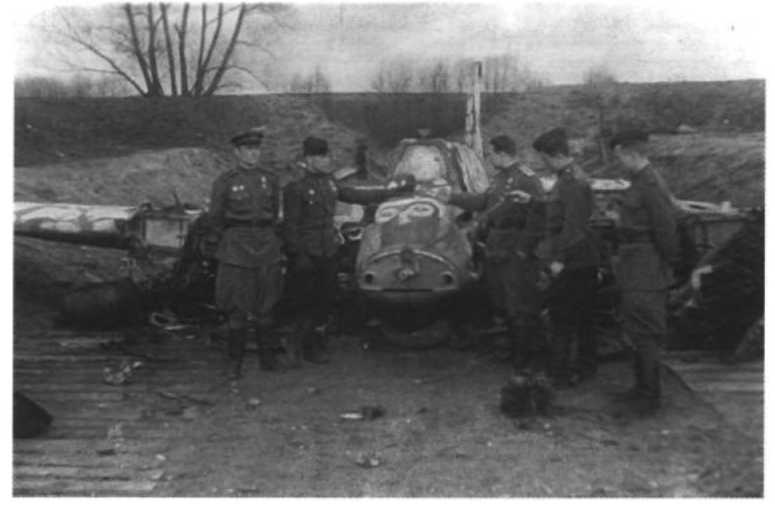 Иллюстрация к книге — Я дрался с асами люфтваффе. На смену павшим. 1943-1945 [image007.jpg]