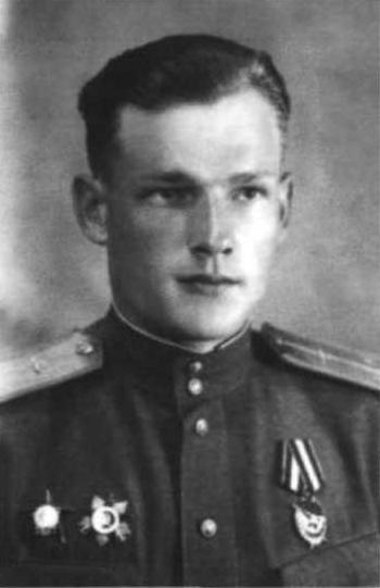 Иллюстрация к книге — Я дрался с асами люфтваффе. На смену павшим. 1943-1945 [image027.jpg]