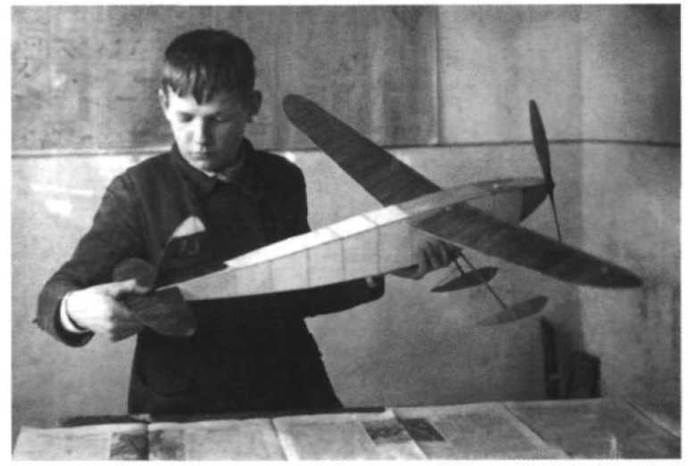 Иллюстрация к книге — Я дрался с асами люфтваффе. На смену павшим. 1943-1945 [image028.jpg]