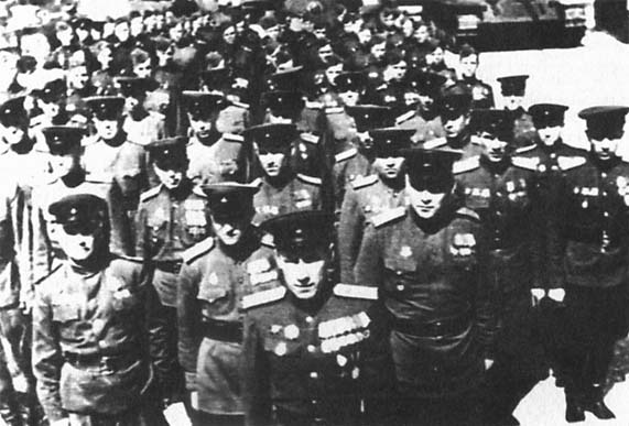 Иллюстрация к книге — Я дрался на Т-34. Книга 2 [i_010.jpg]