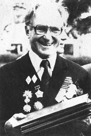 Иллюстрация к книге — Я дрался на Т-34. Книга 2 [i_012.jpg]