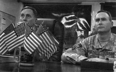 Иллюстрация к книге — Хорошие солдаты [i_015.jpg]