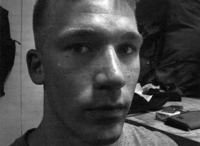 Иллюстрация к книге — Хорошие солдаты [i_019.jpg]