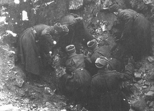 Иллюстрация к книге — Секретные объекты &quot;Вервольфа&quot; [i_005.jpg]