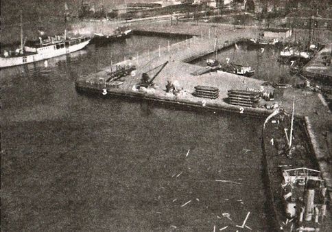 Иллюстрация к книге — В воздушных боях. Балтийское небо [i_031.jpg]