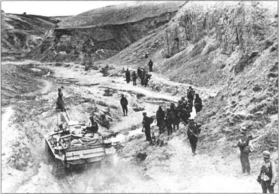 Иллюстрация к книге — Жертвы Сталинграда [i_013.jpg]