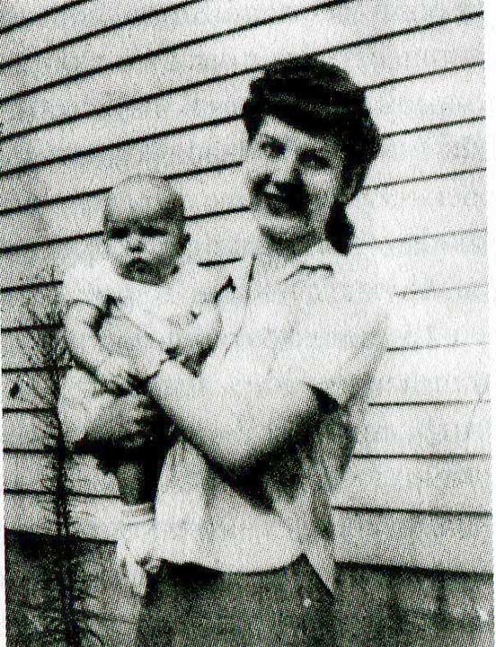 Иллюстрация к книге — Агент Зигзаг. Подлинная история Эдди Чапмена - предателя и героя [i_025.jpg]