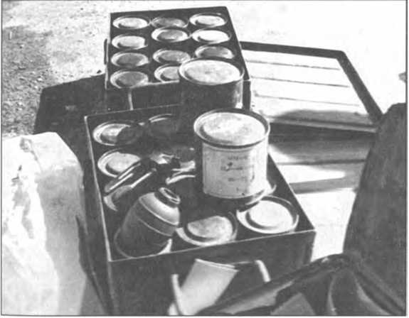 Иллюстрация к книге — Мы атакуем с небес [i_018.jpg]