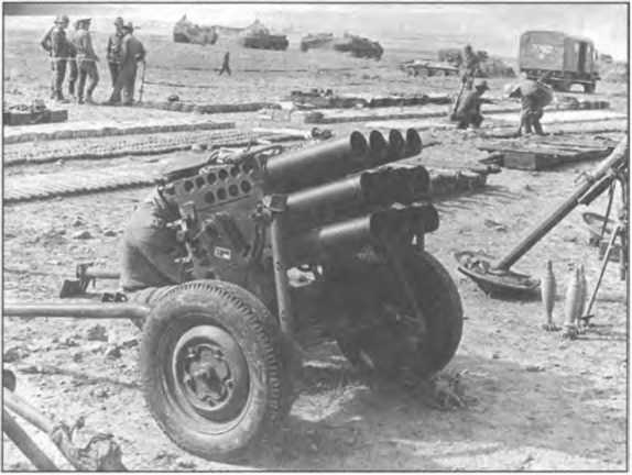 Иллюстрация к книге — Мы атакуем с небес [i_021.jpg]