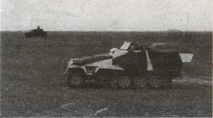 Иллюстрация к книге — На танке через ад. Немецкий танкист на Восточном фронте [i_018.jpg]