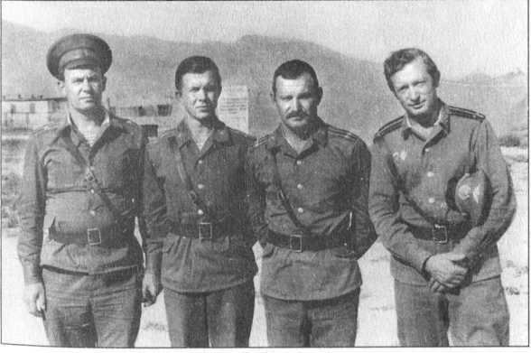 Иллюстрация к книге — ВДВ. С неба - в бой [i_041.jpg]