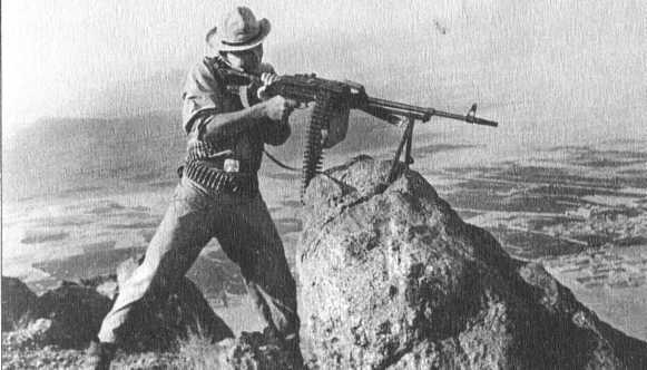 Иллюстрация к книге — ВДВ. С неба - в бой [i_047.jpg]