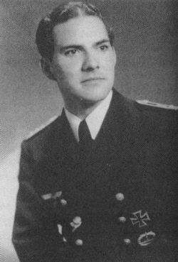 Иллюстрация к книге — Ныряющие в темноту [i_005.jpg]