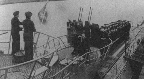 Иллюстрация к книге — Ныряющие в темноту [i_008.jpg]