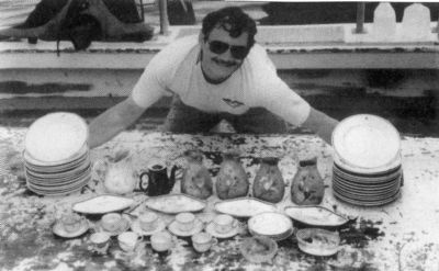 Иллюстрация к книге — Ныряющие в темноту [i_018.jpg]