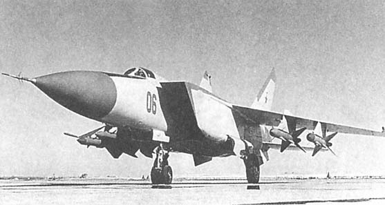 Иллюстрация к книге — Мы - дети войны. Воспоминания военного летчика-испытателя [i_049.jpg]